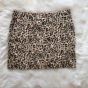 DIVIDED by H&M Leopard Print Mini Skirt